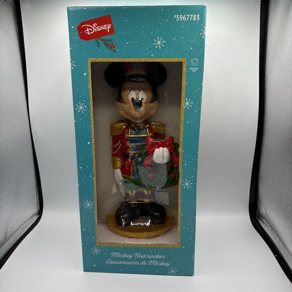 2024 Disney 15-in Mickey Mouse Crown Red Nutcracker Holding Wreath New In Box - Picture 1 of 2